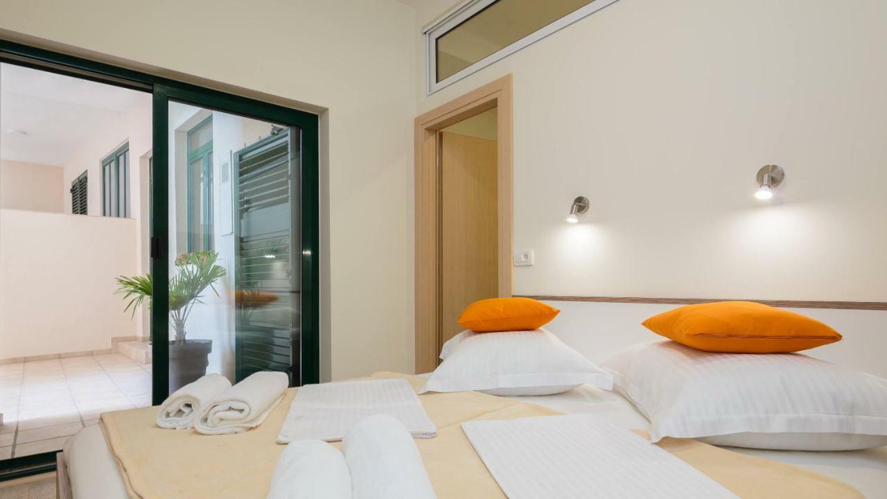 Apartments In 자오스트로그 외부 사진